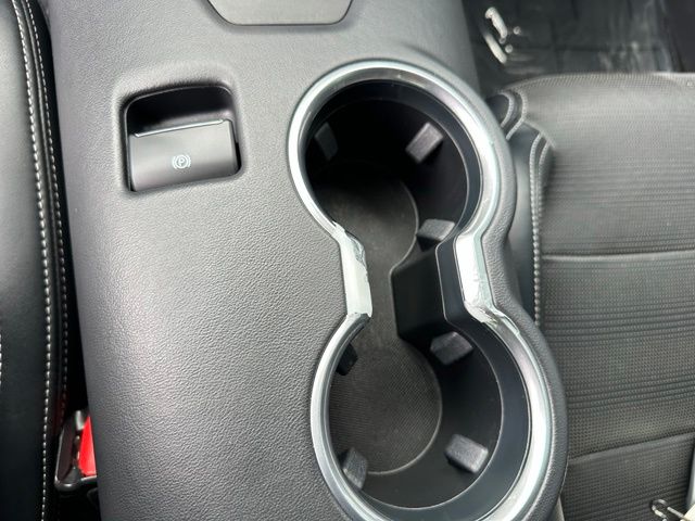 2024 Ford Mustang Ecoboost Premium — photo 18 of 25