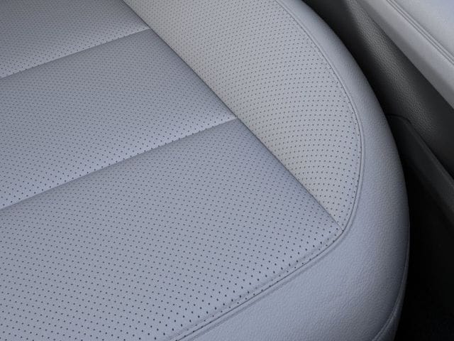 2026 Ford Explorer Platinum — photo 17 of 54