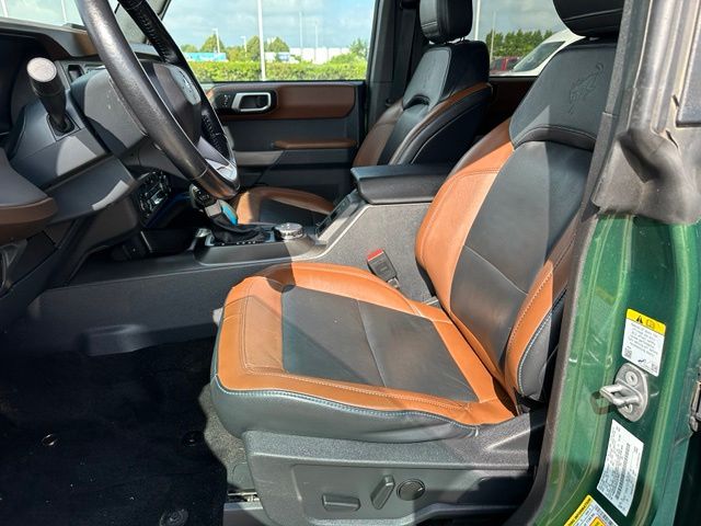 2023 Ford Bronco Outer Banks — photo 16 of 25