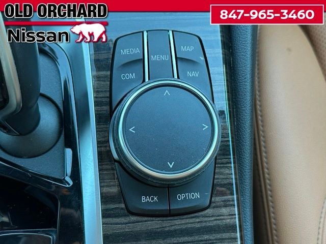 2023 BMW 5 Series 530i xDrive — photo 21 of 24