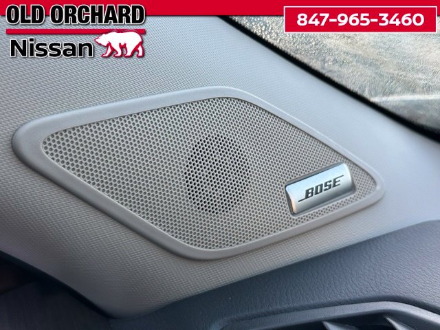 2023 Nissan Pathfinder Platinum — photo 19 of 23