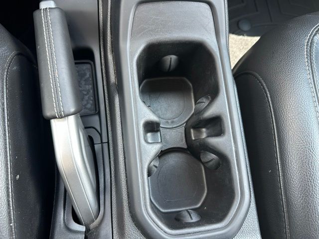 2021 Jeep Gladiator Overland — photo 19 of 28