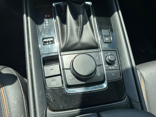 2025 Mazda CX-50 Hybrid Premium Plus — photo 21 of 28