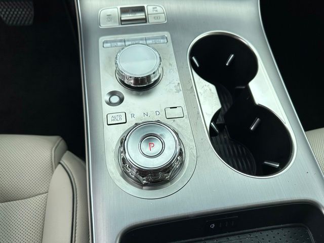 2026 Genesis GV70 2.5T Advanced — photo 23 of 37