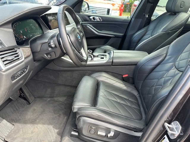 2023 BMW X5 xDrive40i — photo 20 of 28