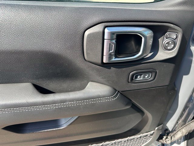 2023 Jeep Wrangler Sahara 4xe — photo 18 of 34
