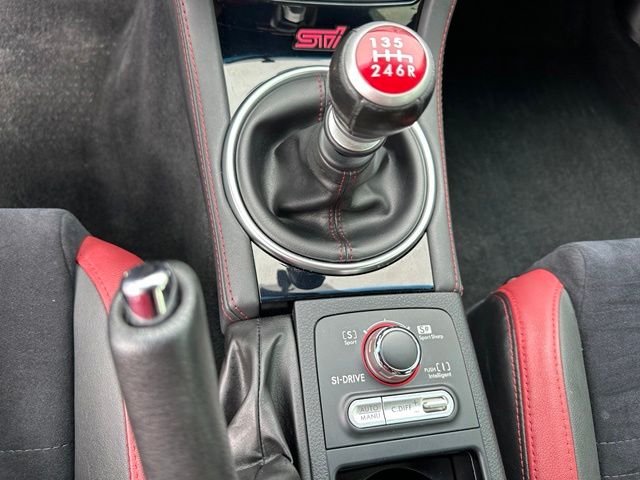 2019 Subaru WRX STi — photo 22 of 31
