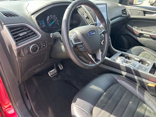 2023 Ford Edge ST-Line — photo 20 of 26