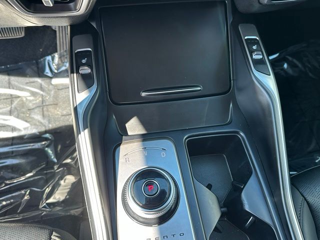 2023 Kia Sorento Hybrid EX — photo 23 of 31
