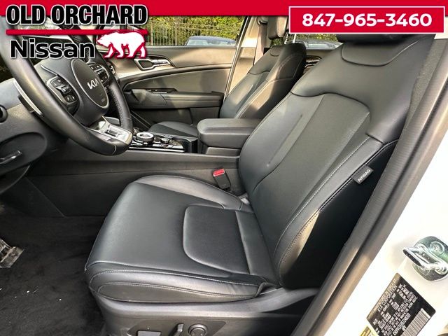 2025 Kia Sportage Hybrid EX — photo 11 of 22
