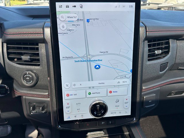 2023 Ford Expedition Max Limited — photo 32 of 39