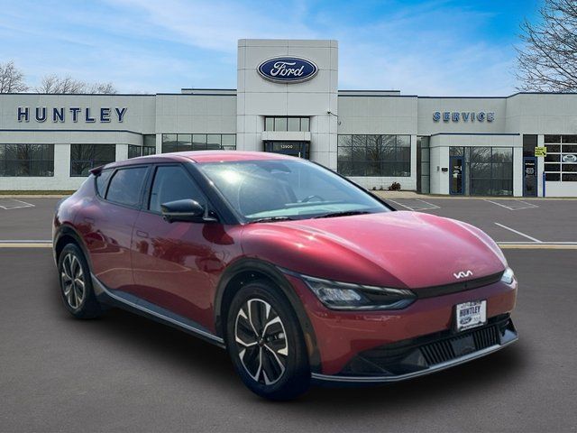 2023 Kia EV6 Wind — photo 4 of 38