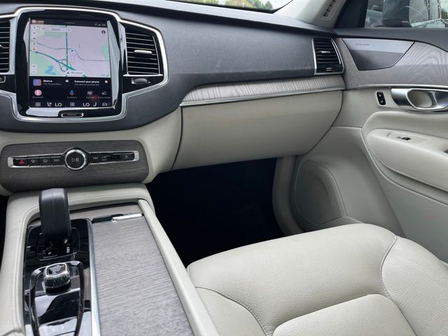 2023 Volvo XC90 B6 Plus 6-Seater — photo 19 of 28
