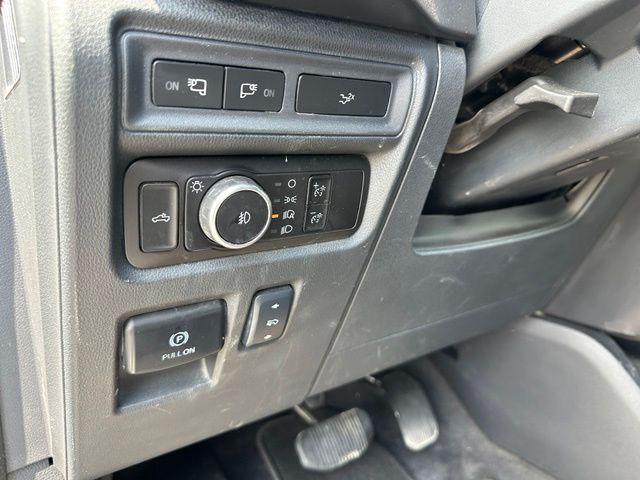2024 Ford F-150 XLT — photo 18 of 33