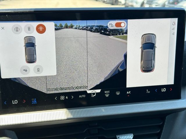 2025 Ford Explorer ST — photo 35 of 38