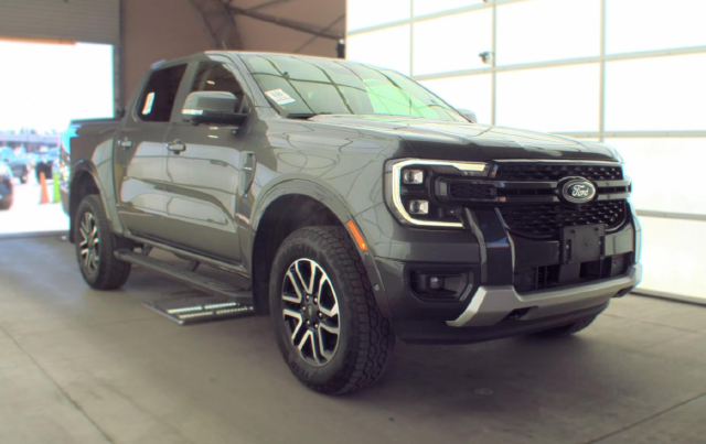 2024 Ford Ranger Lariat — photo 2 of 9