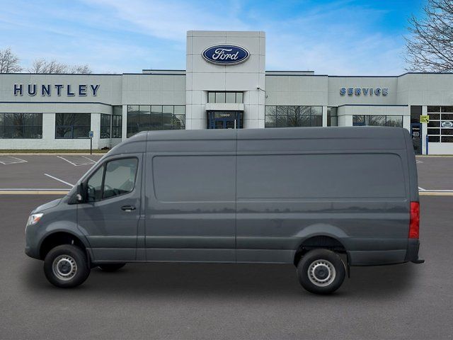 2024 Mercedes-Benz Sprinter 2500 Cargo 170 WB — photo 7 of 28