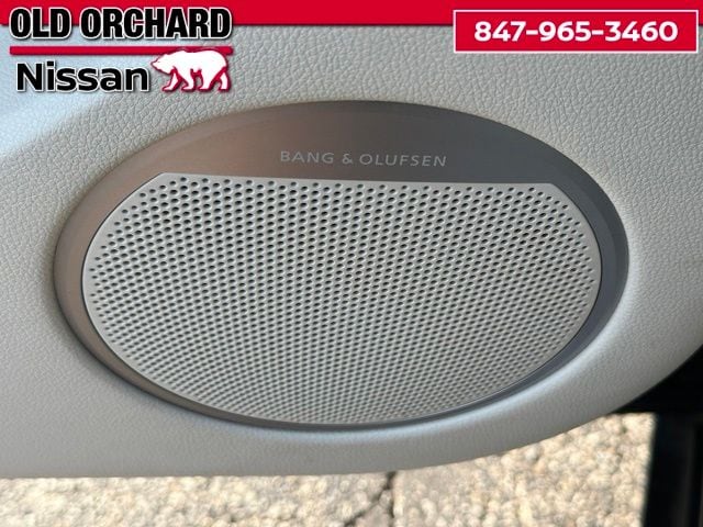 2023 Genesis GV60 Performance — photo 16 of 30