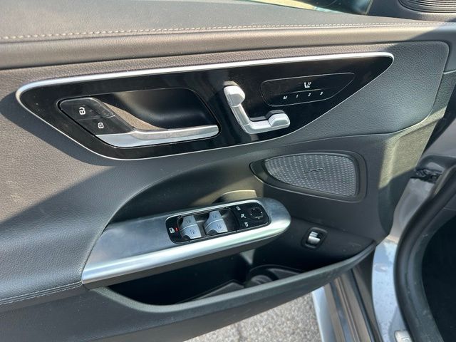 2023 Mercedes-Benz C-Class C 300 — photo 19 of 27