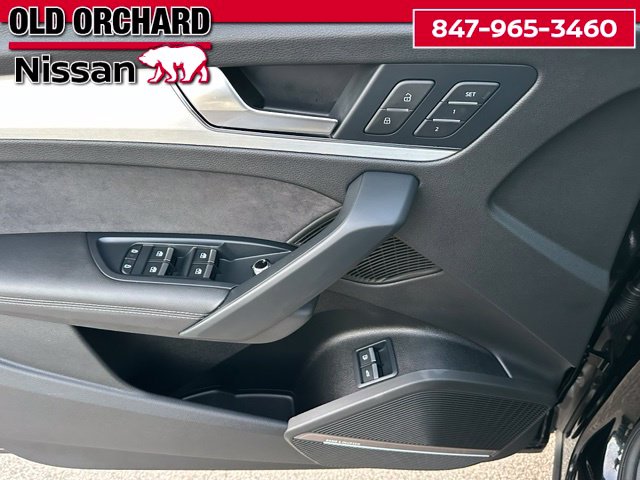 2023 Audi Q5 e 55 Premium — photo 10 of 23