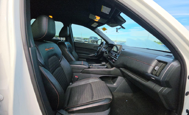 2024 Nissan Pathfinder Rock Creek — photo 6 of 8