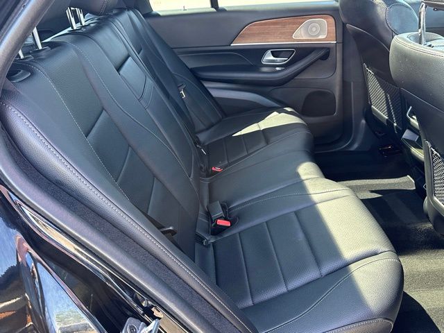 2025 Mercedes-Benz GLE GLE 350 — photo 11 of 33