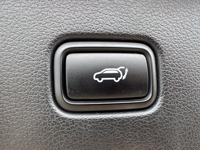 2021 Hyundai Palisade Limited — photo 15 of 41