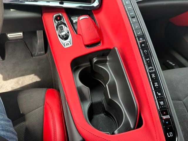 2023 Chevrolet Corvette Stingray — photo 19 of 28