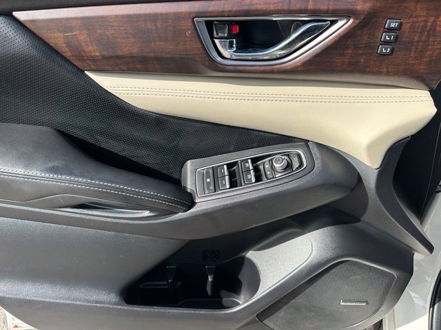 2021 Subaru Ascent Touring — photo 21 of 35