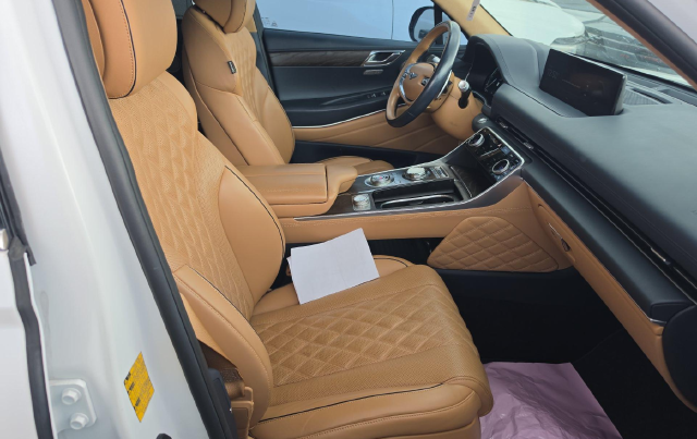 2022 Genesis GV80 3.5T Prestige Signature — photo 6 of 10