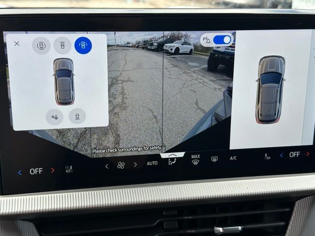 2025 Ford Explorer ST-Line — photo 27 of 31