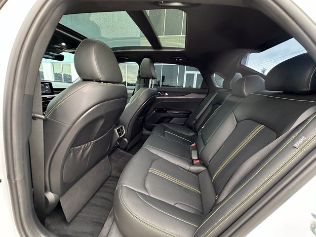 2025 Kia K5 GT — photo 14 of 41