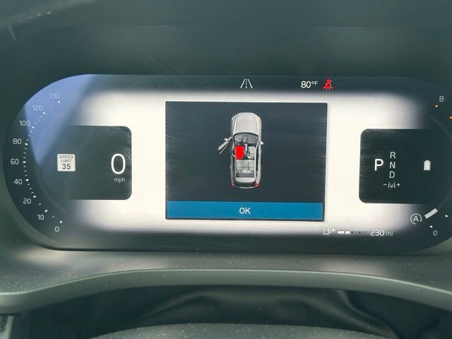 2025 Volvo XC60 B5 Plus — photo 31 of 32
