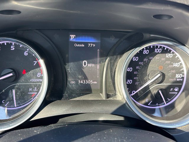 2018 Toyota Camry SE — photo 26 of 27