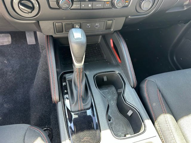 2025 Nissan Frontier PRO-4X — photo 20 of 43
