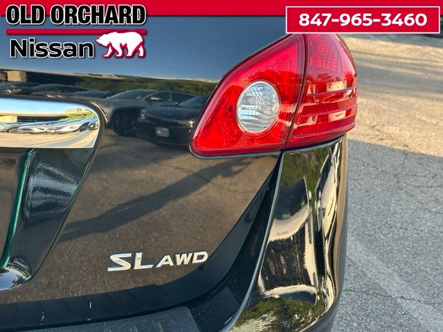 2012 Nissan Rogue SL — photo 8 of 20