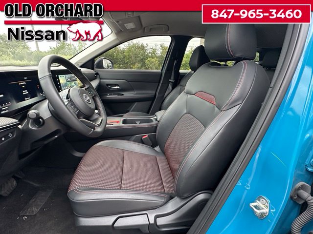 2025 Nissan Kicks SR — photo 10 of 21