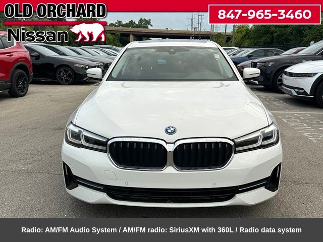 2022 BMW 5 Series 530e iPerformance — photo 2 of 23