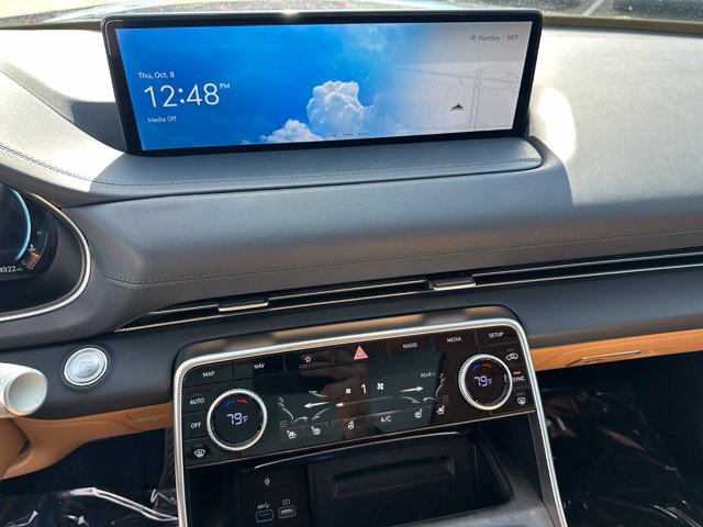 2024 Genesis GV80 3.5T — photo 28 of 40