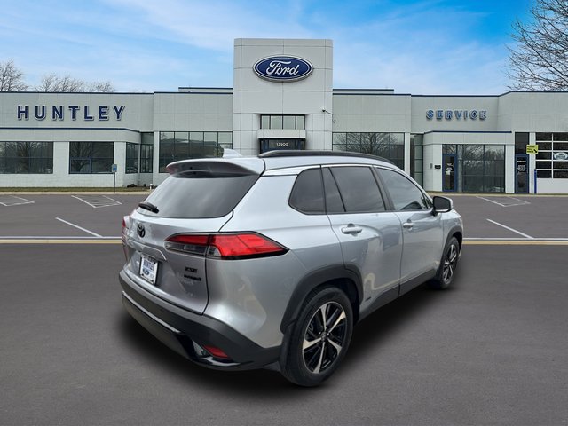 2023 Toyota Corolla Cross Hybrid XSE — photo 7 of 31