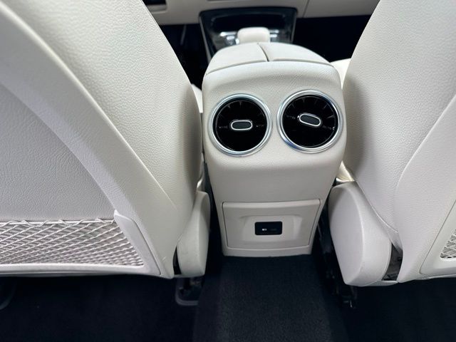 2021 Mercedes-Benz CLA CLA 250 — photo 18 of 27