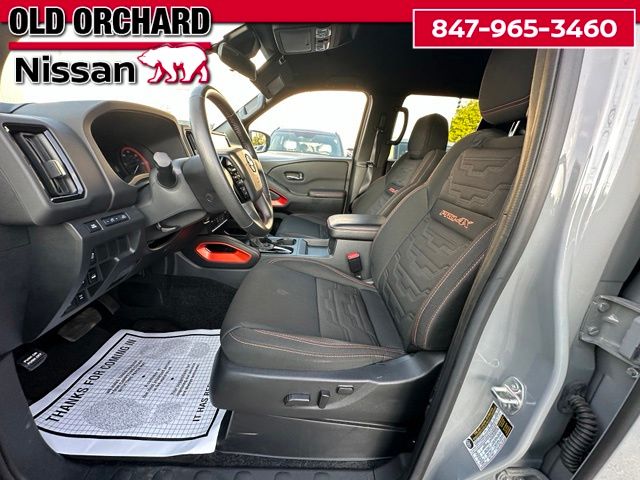 2025 Nissan Frontier PRO-4X — photo 11 of 22