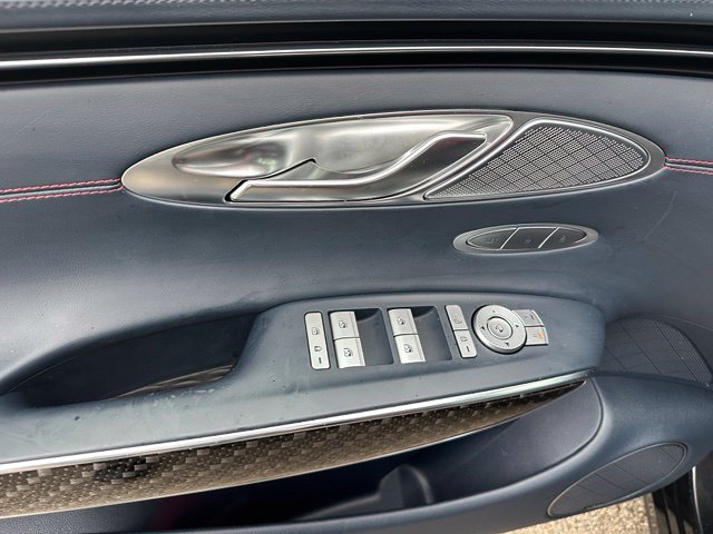 2023 Genesis GV70 3.5T Sport — photo 22 of 39