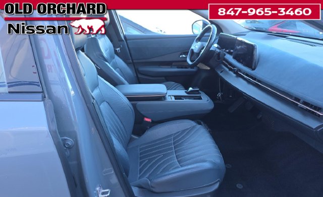 2023 Nissan Ariya Platinum+ e-4orce — photo 7 of 8