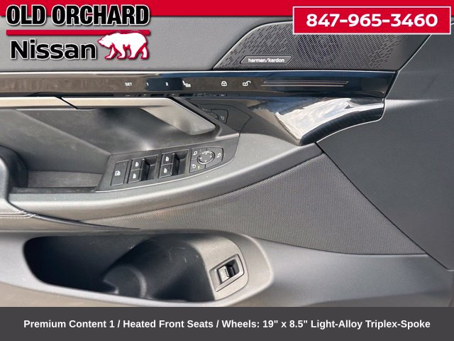 2024 BMW 5 Series 530i xDrive — photo 11 of 23