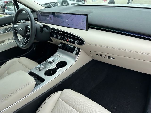 2026 Genesis GV70 2.5T Advanced — photo 9 of 37