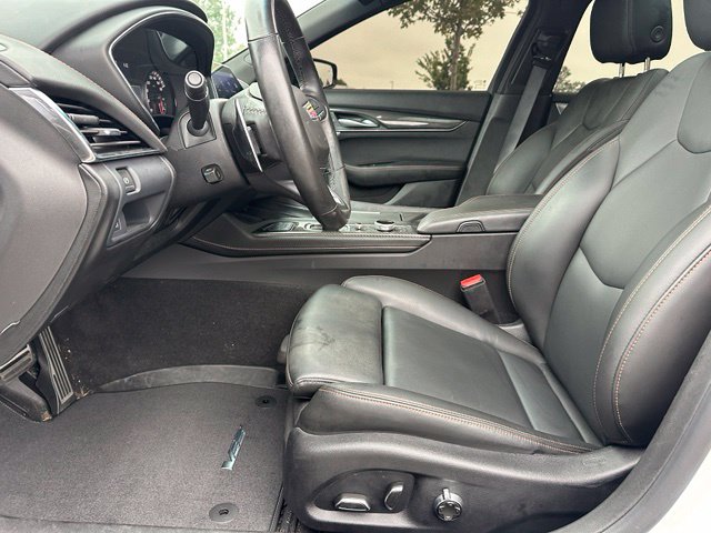 2024 Cadillac CT5 V-Series — photo 15 of 25