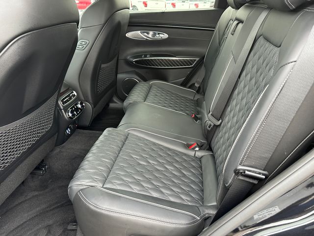 2023 Genesis GV70 3.5T Sport — photo 15 of 37