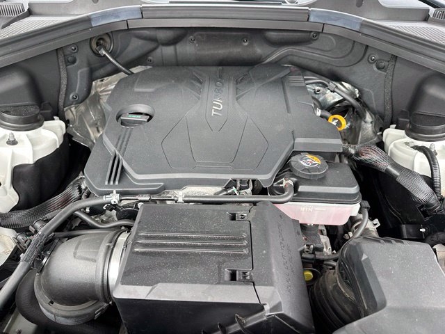 2022 Genesis GV80 2.5T — photo 9 of 39