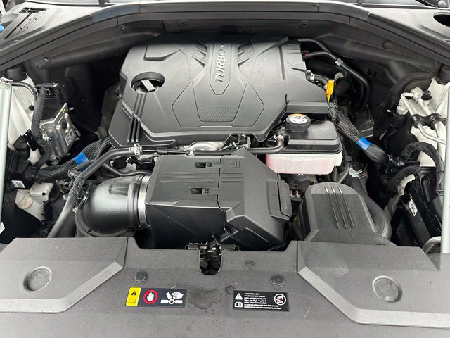 2023 Genesis GV70 2.5T — photo 9 of 41